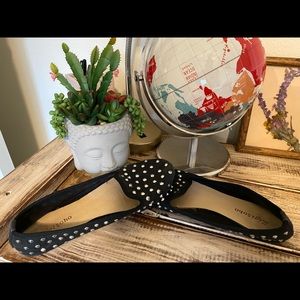 Zigisoho studded black flats